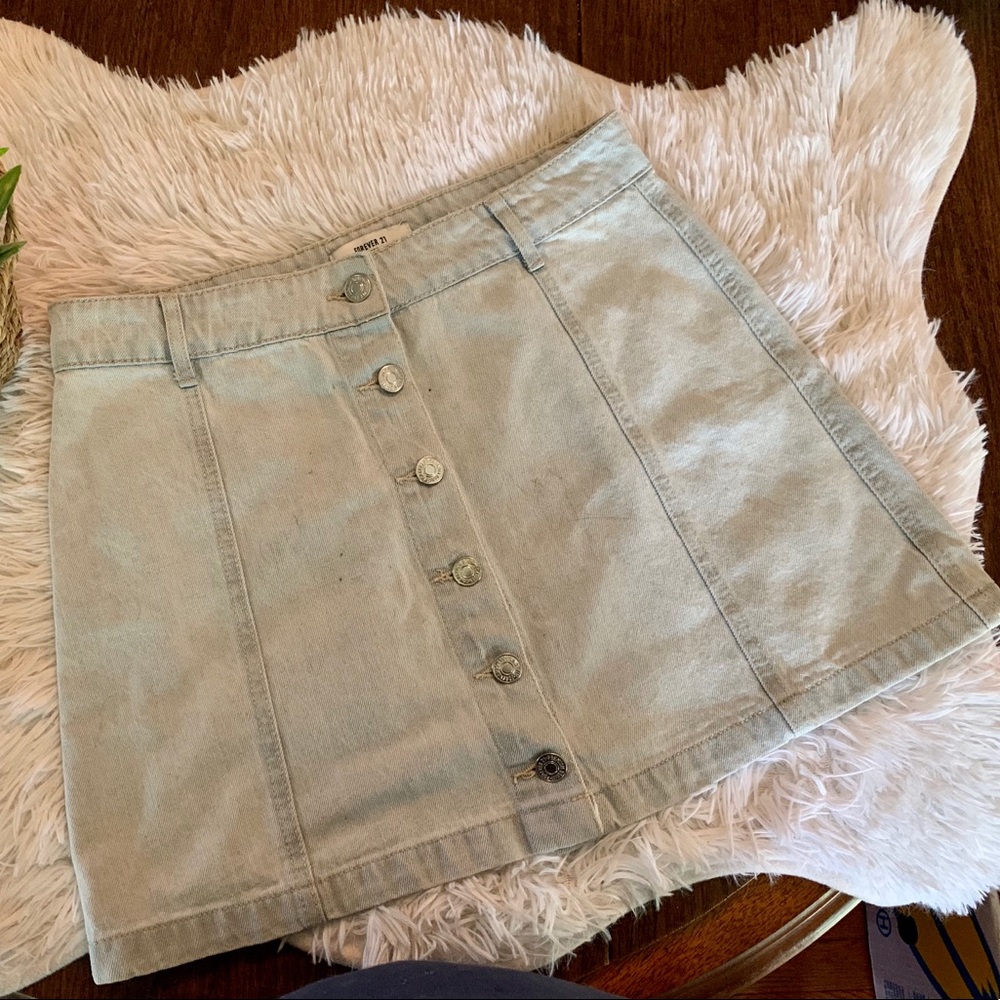 Forever 21 Jean Skirt Size 29 Waist 🌼🌿